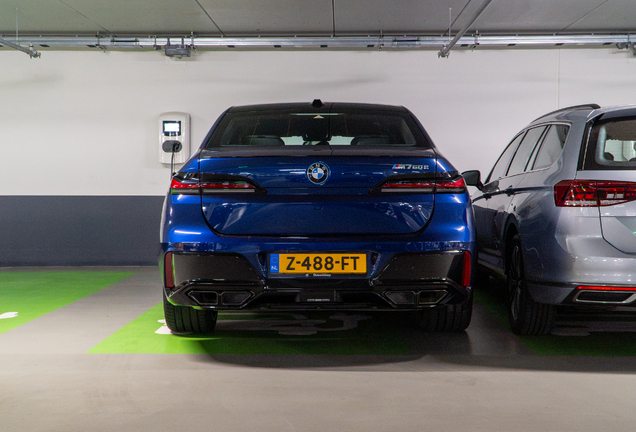 BMW M760e xDrive