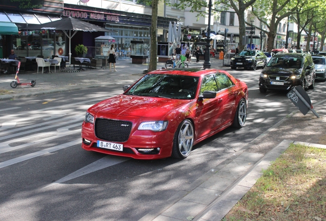 Chrysler 300C SRT8 2013