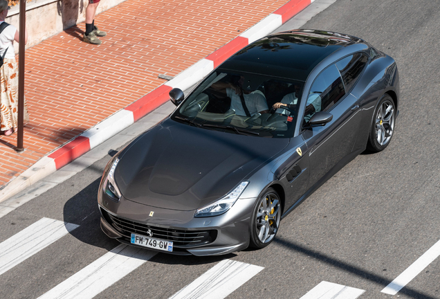 Ferrari GTC4Lusso T
