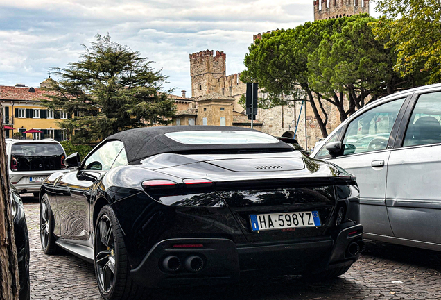 Ferrari Roma Spider