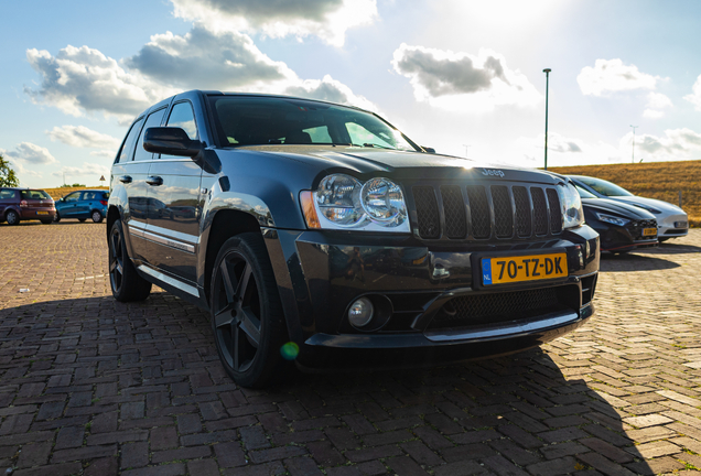 Jeep Grand Cherokee SRT-8 2005