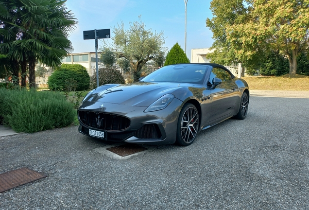 Maserati GranCabrio Trofeo