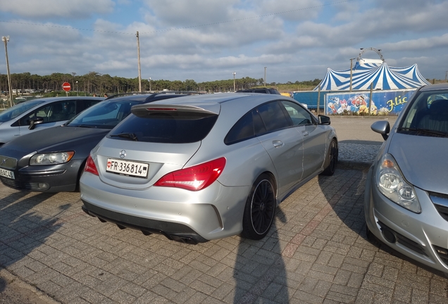 Mercedes-Benz CLA 45 AMG Shooting Brake