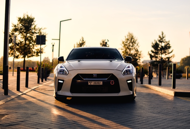 Nissan GT-R R35 2017