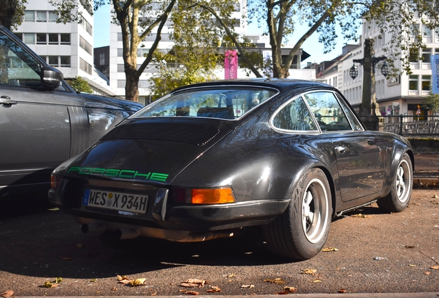 Porsche 911 ST