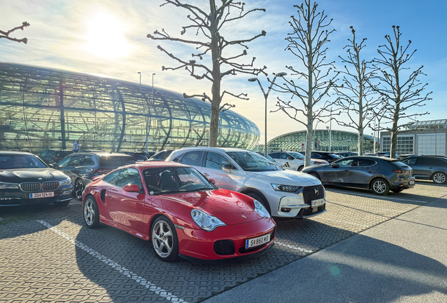 Porsche 996 Turbo
