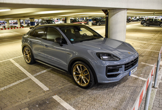 Porsche Cayenne Coupé Turbo E-Hybrid
