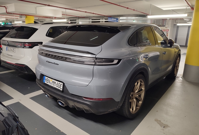 Porsche Cayenne Coupé Turbo E-Hybrid