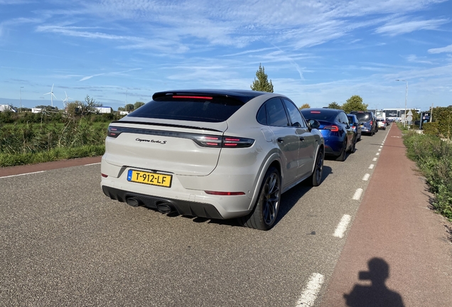 Porsche Cayenne Coupé Turbo S E-Hybrid