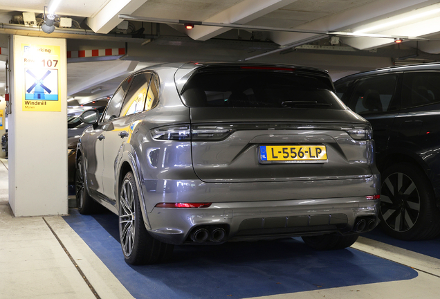 Porsche Cayenne Turbo S E-Hybrid