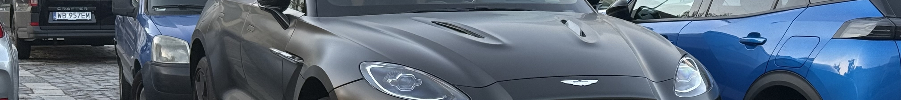 Aston Martin DBX