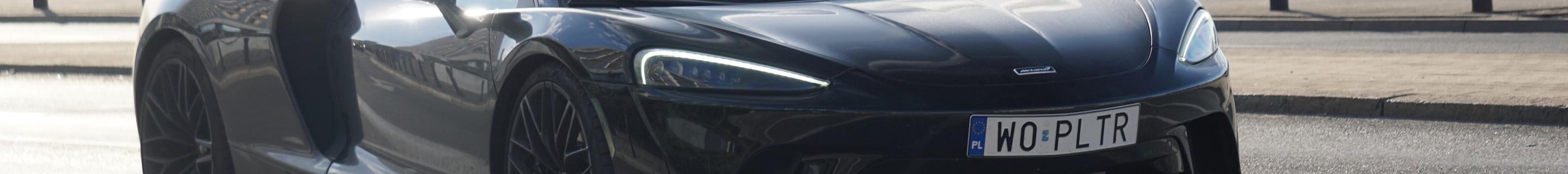 McLaren GT