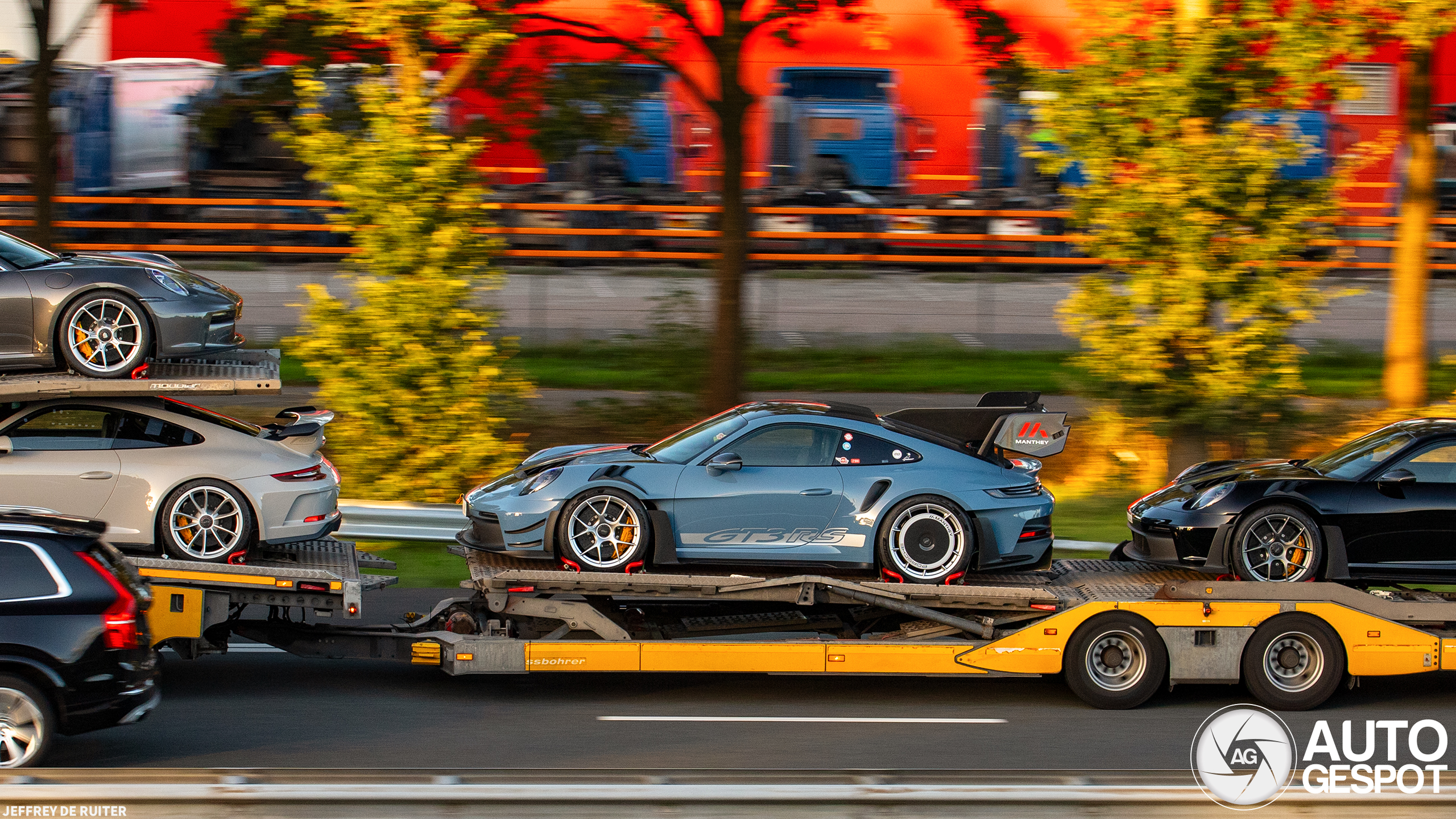 Porsche 992 GT3 RS MkI Weissach Package Manthey Racing