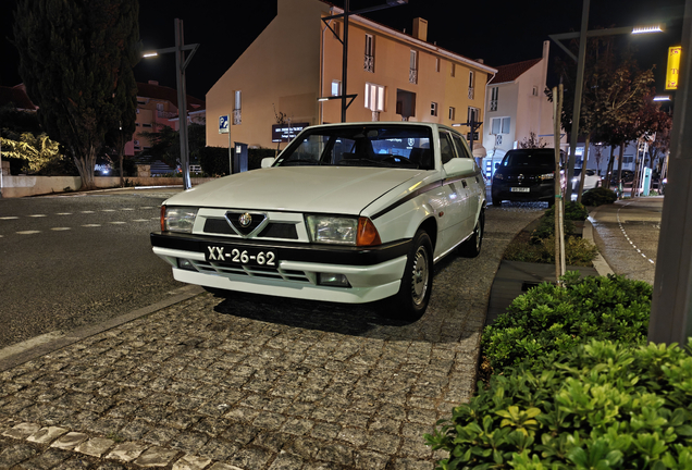 Alfa Romeo 75 1.6 Ei