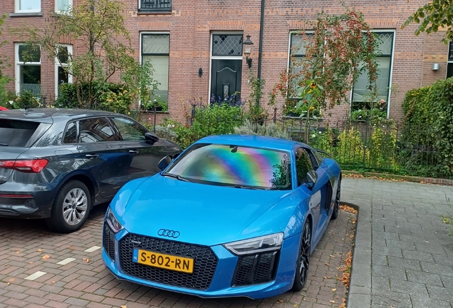 Audi R8 V10 Plus 2015