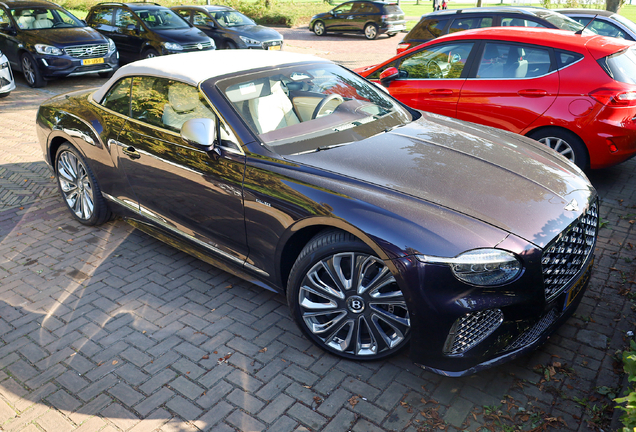 Bentley Continental GTC Mulliner 2025