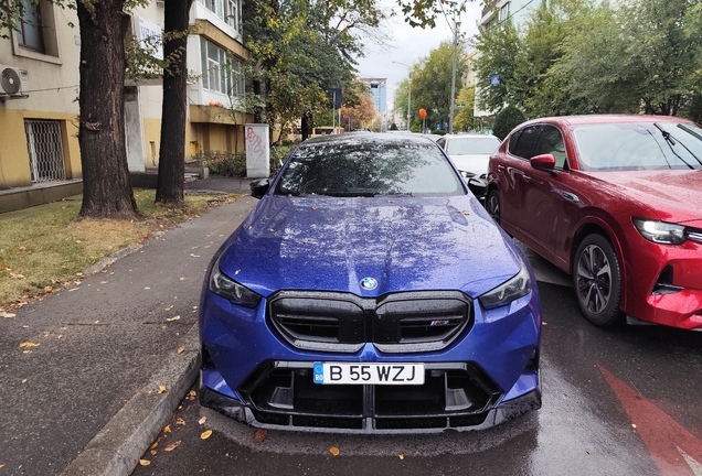BMW M5 G90
