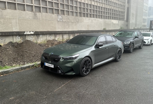 BMW M5 G90