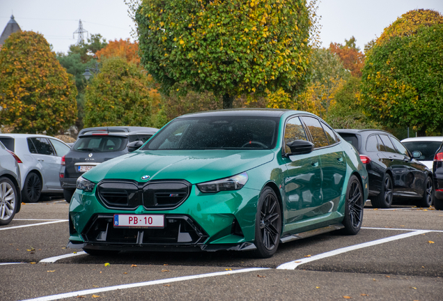 BMW M5 G90