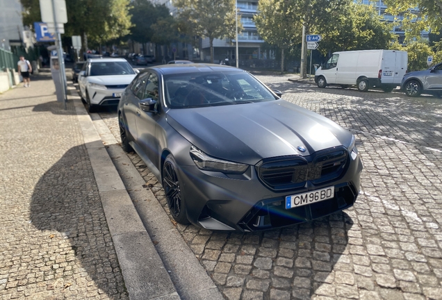 BMW M5 G90