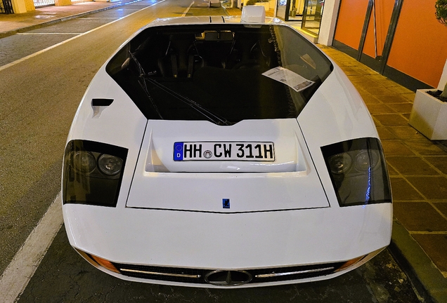 Isdera Imperator 108i