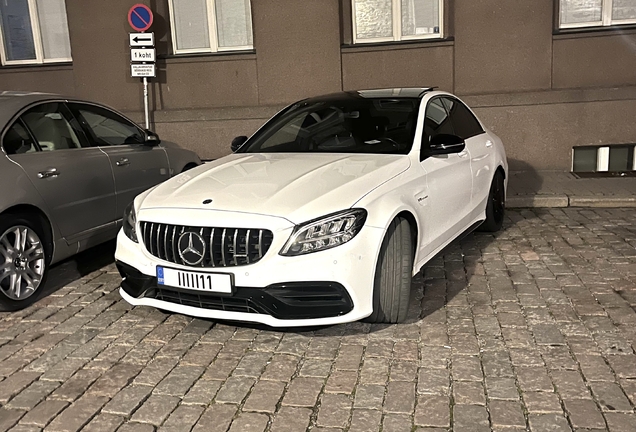 Mercedes-AMG C 63 W205