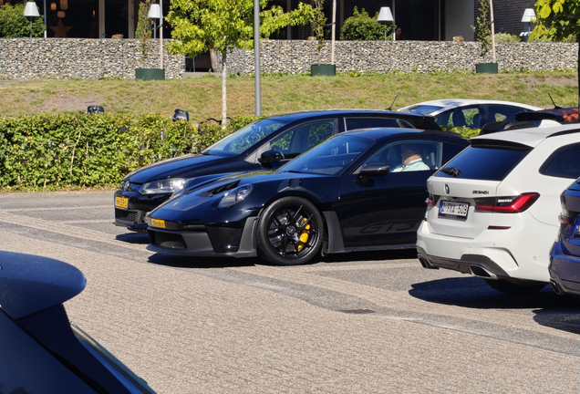 Porsche 992 GT3 RS MkI Weissach Package