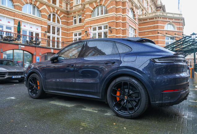 Porsche Cayenne Coupé Turbo E-Hybrid