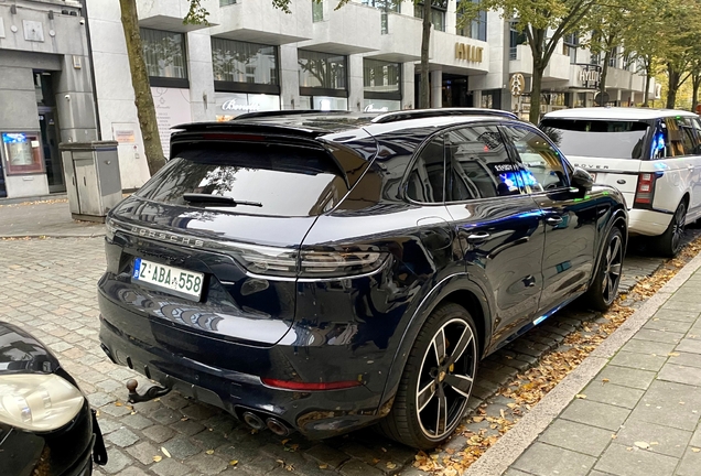 Porsche Cayenne Turbo S E-Hybrid