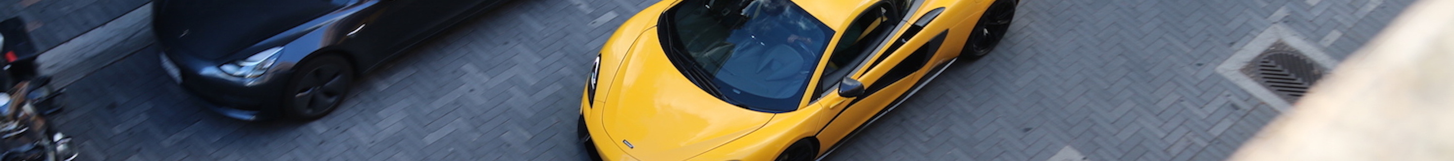 McLaren 570S