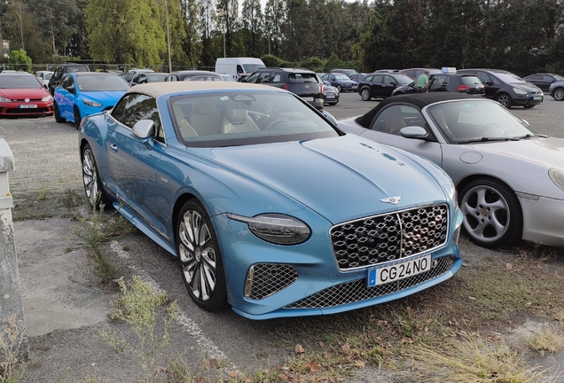 Bentley Continental GTC Mulliner 2025