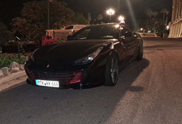 Ferrari FF