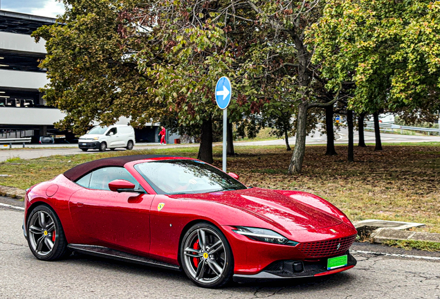 Ferrari Roma Spider