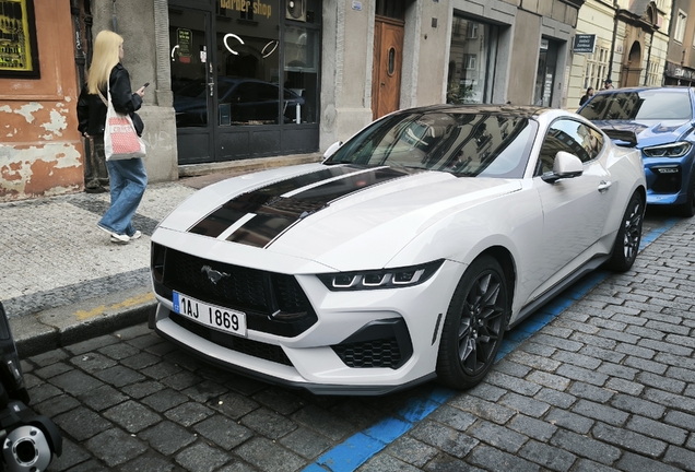 Ford Mustang GT 2024