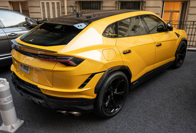 Lamborghini Urus Performante