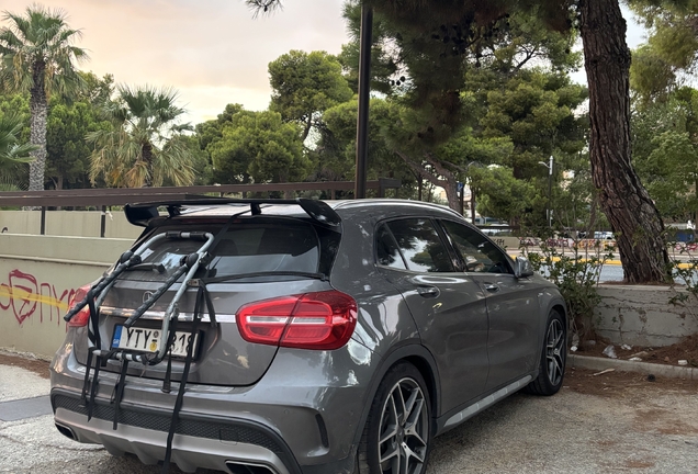 Mercedes-Benz GLA 45 AMG X156