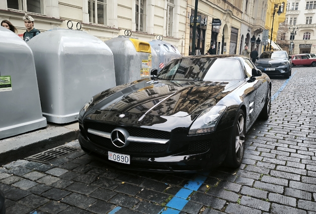 Mercedes-Benz SLS AMG