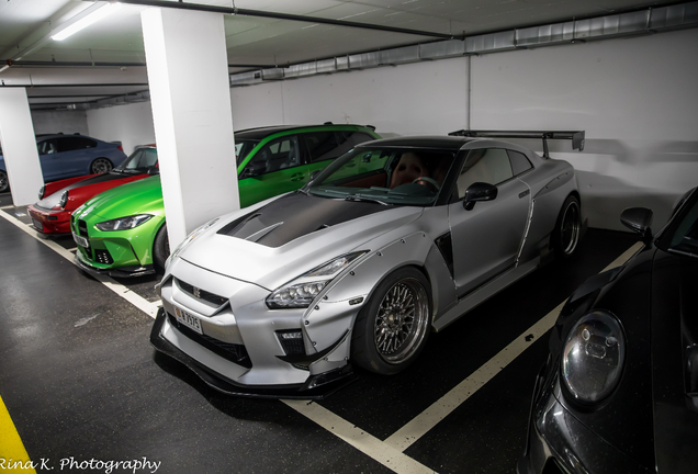 Nissan GT-R R35 2017 Liberty Walk Widebody