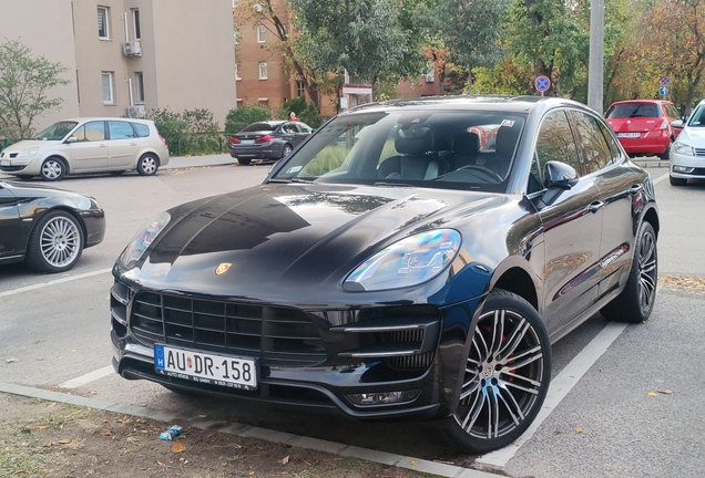 Porsche 95B Macan Turbo MkI