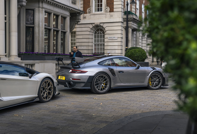 Porsche 991 GT2 RS Weissach Package
