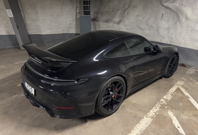 Porsche 992 Carrera 4 GTS MkII