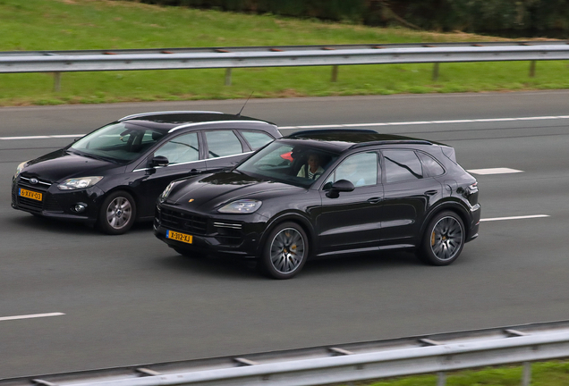 Porsche 9YA Cayenne Turbo E-Hybrid