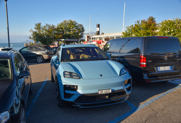 Porsche Macan EV Turbo