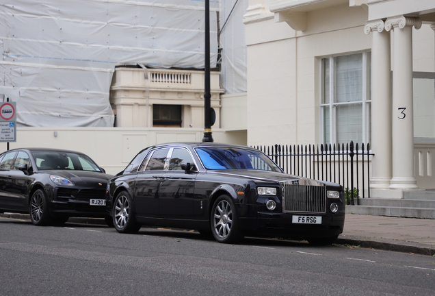 Rolls-Royce Phantom