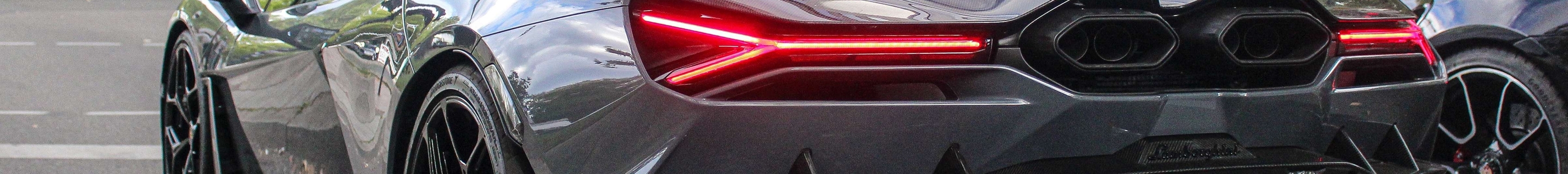 Lamborghini Revuelto