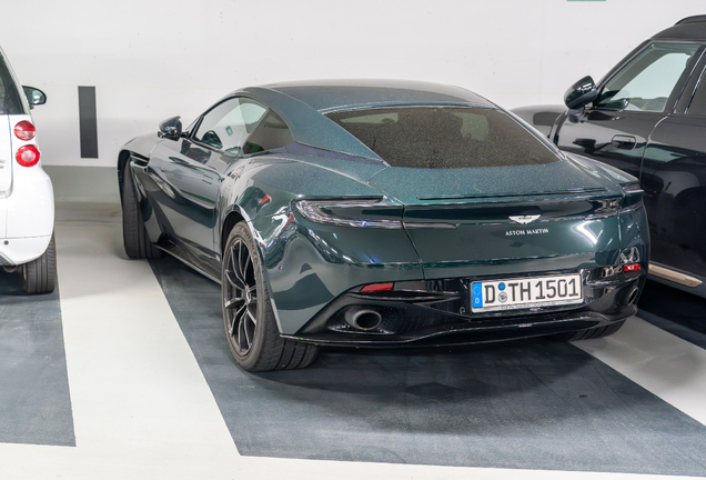 Aston Martin DB11 AMR