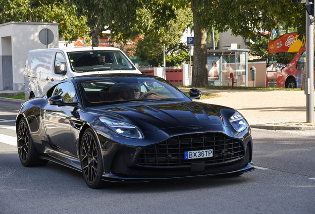 Aston Martin DB12