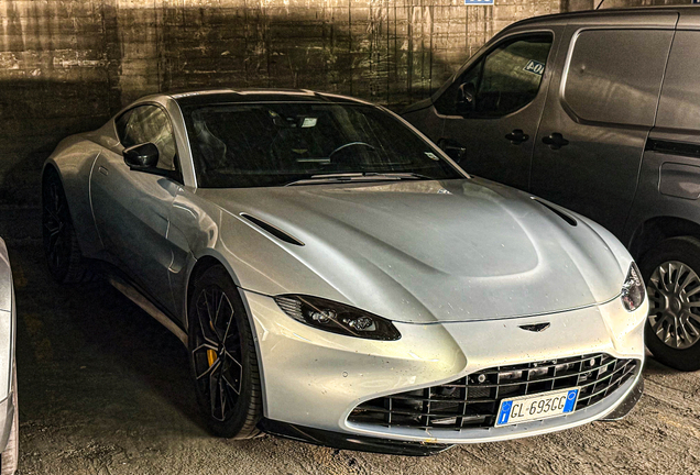 Aston Martin Vantage 2024