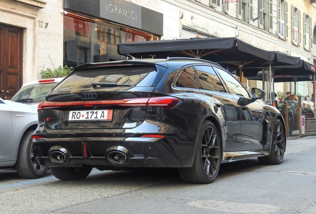 Audi RS5 Avant B10