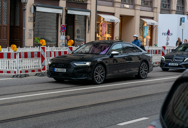 Audi S8 D5